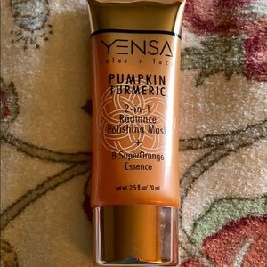 YENSA pumpkin and turmeric radiance mask